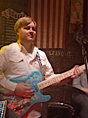 photo of Chris Luquette
